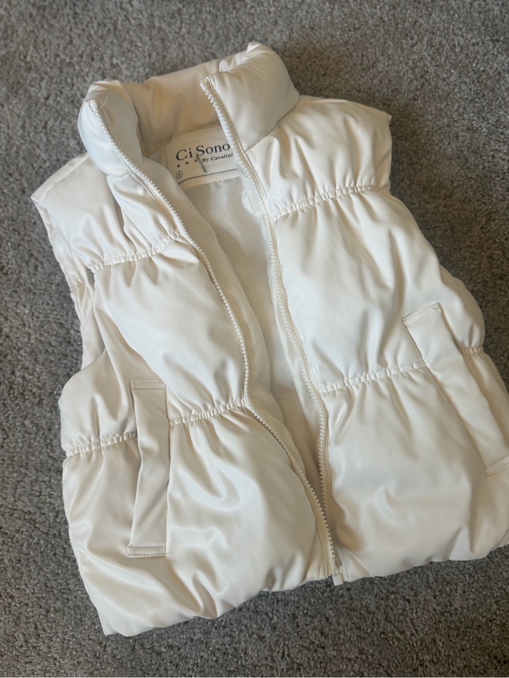 Ci Sono Crop Cream Puffer Vest
